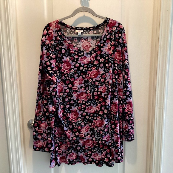 Lularoe 2xl floral long sleeve top - Picture 1 of 7